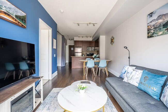 Photo - 37 Niagara St Unit ID1037059P