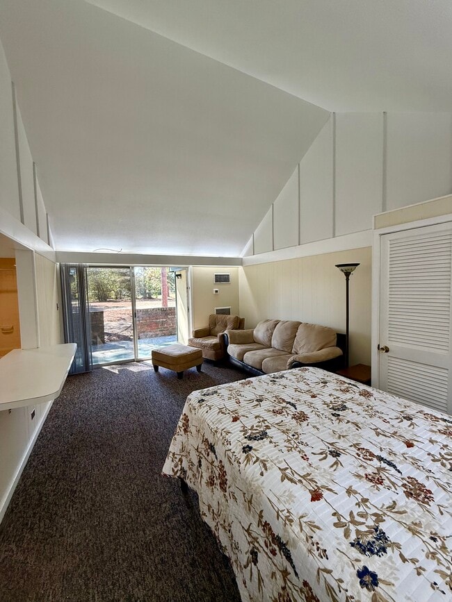 Photo - 130 Fairway Ave Unit 123