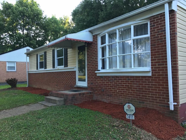 Photo - 7411 Griffin Ave