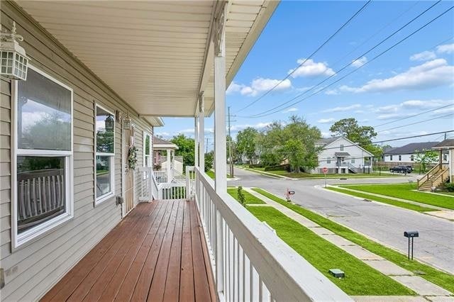 Photo - 5728 Marigny St
