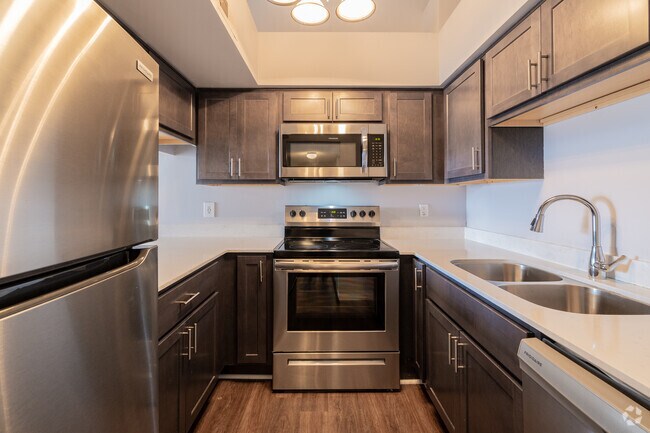 2HAB, 2BA - Woodberry Apartments