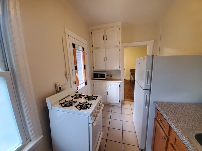 Photo - 105-107 N Quarry St Unidad 105-2