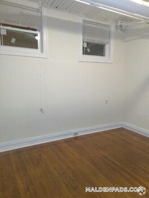 Building Photo - 17-19 Washington St. Rental