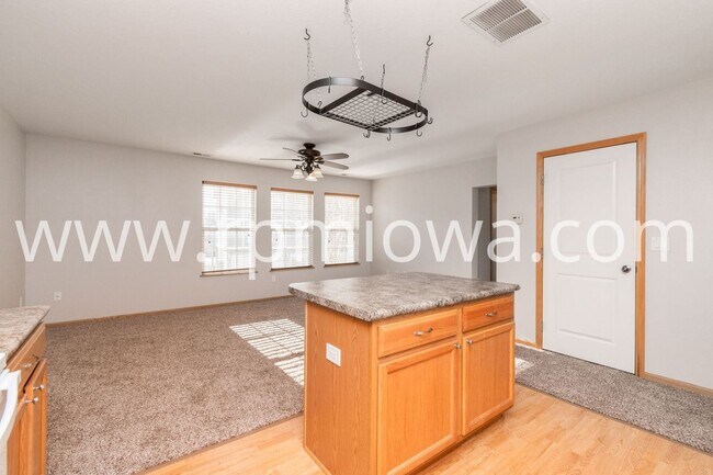 Photo - NEAR DMACC!! 2 Bedroom, 2 Bath Townhome in Ankeny