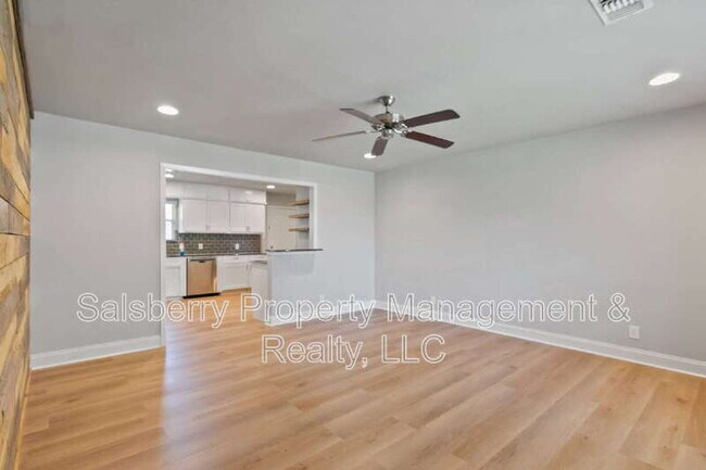 Photo - 5312 Odessa Ave