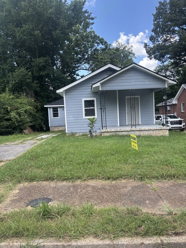 Photo - 1380 Quinn Ave