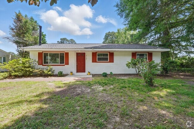 Building Photo - 3127 N Riverside Dr Rental