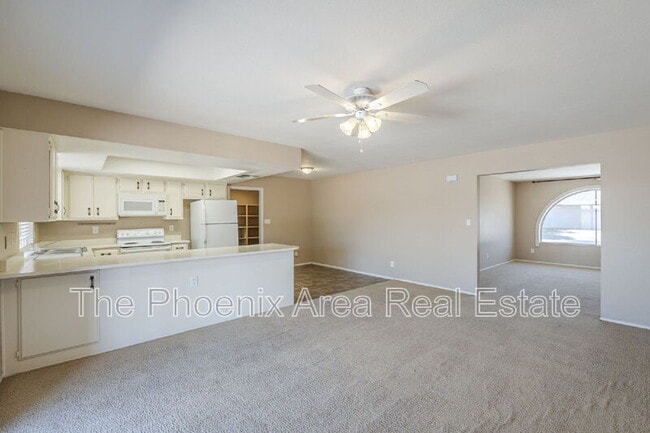 Building Photo - 1556 W Peralta Ave Rental