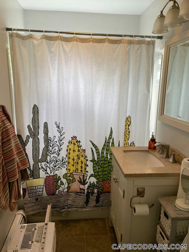 Photo - 21 Thomas Ave Unit 4