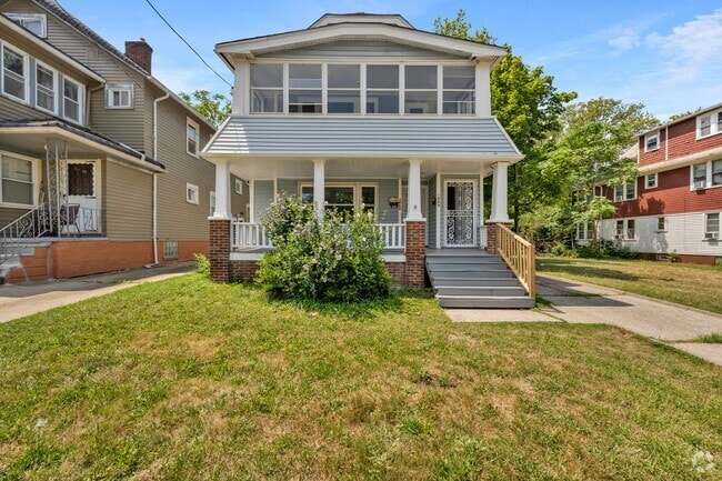 Building Photo - Reyburn Unit Reyburn UP Rental