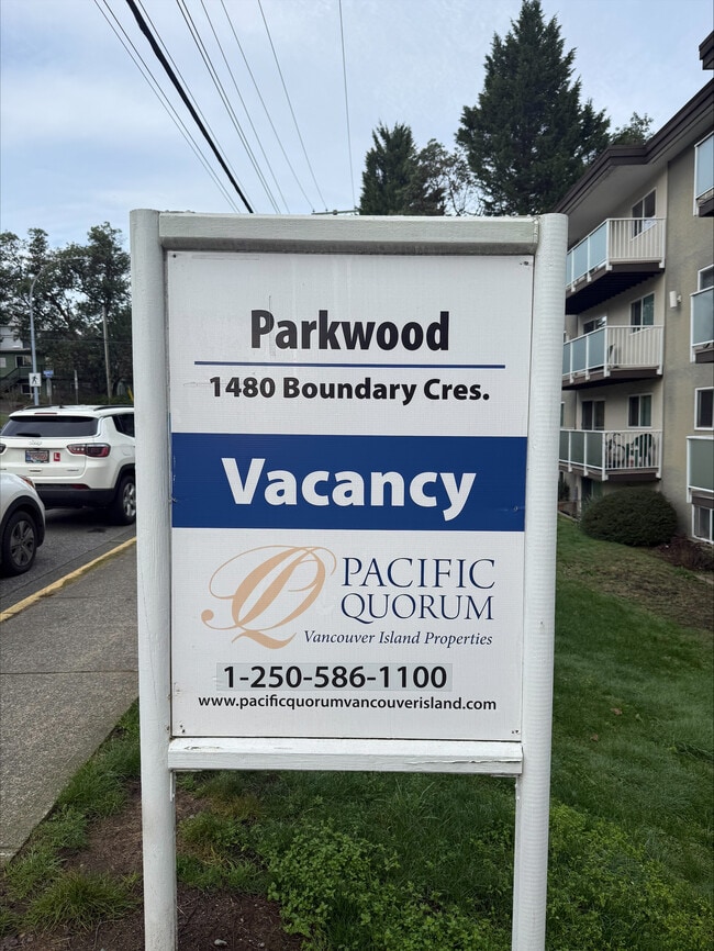 1480-1480 Boundary Crescent