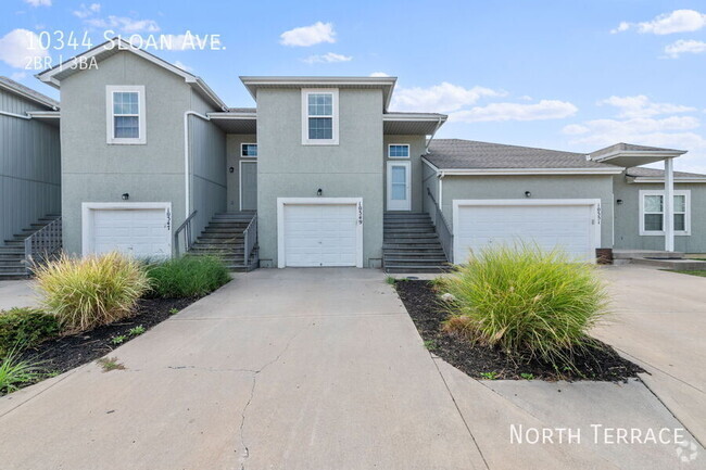 Building Photo - ?? Spacious & Stylish 2BR Townhome in KCK ...