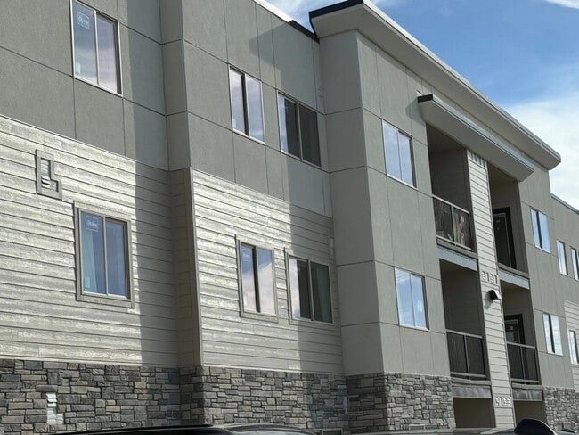 Building Photo - The Core Apartments