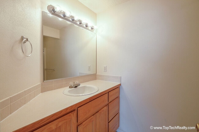 Photo - 6554 NE Forest Ln