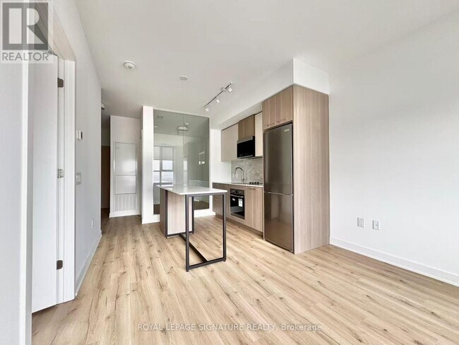 Photo - 30 Dreamers Wy Unité 635