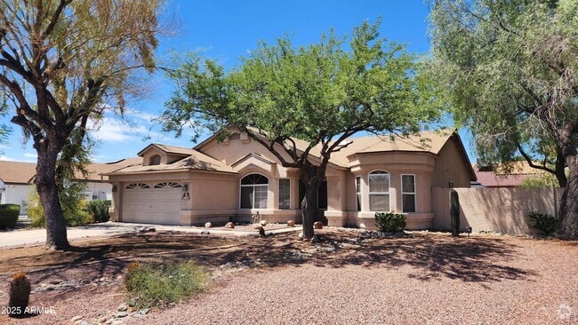 Building Photo - 6126 W Paradise Ln Rental