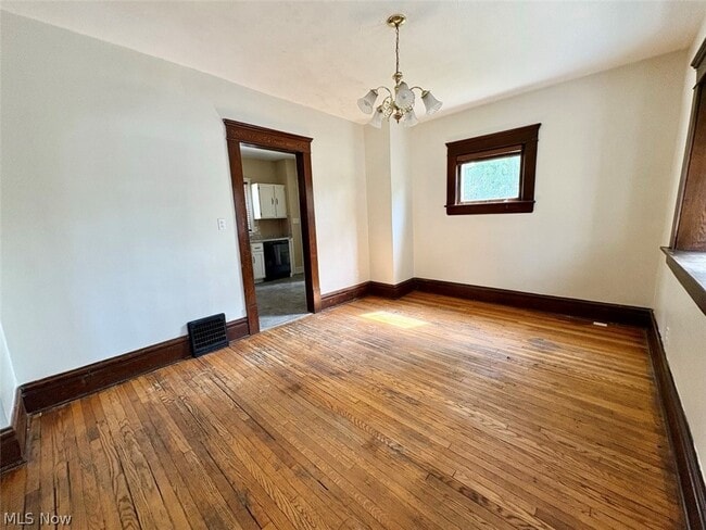 117 Dodge Ave
