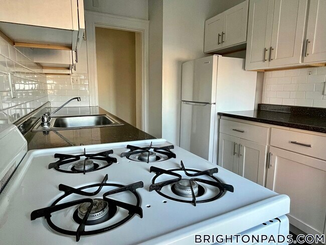 Photo - 1626 Commonwealth Ave Unit 6