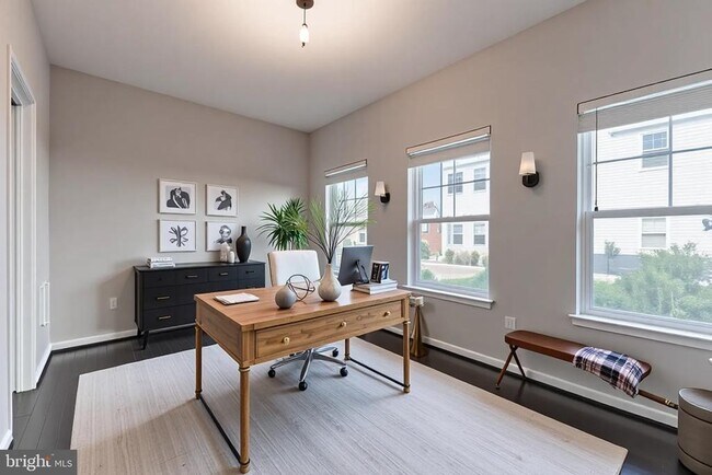 Photo - 14302 Potomac Heights Ln