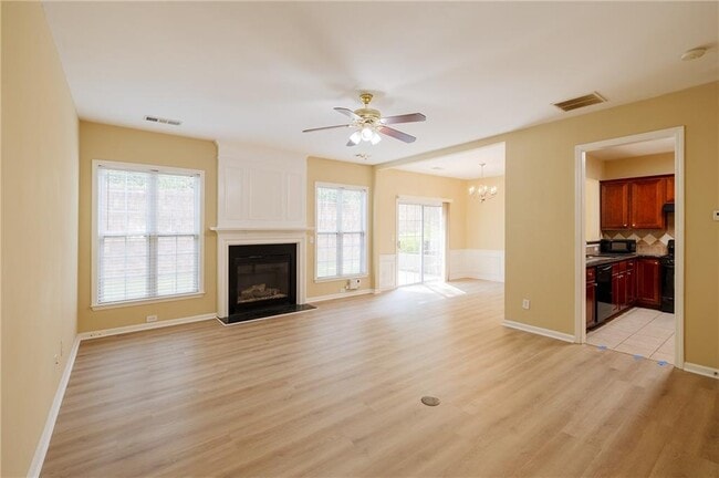 Photo - 2442 Fairlie Dr