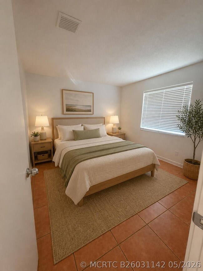 Photo - 1512 Barton Rd