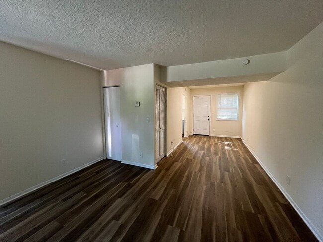 Building Photo - 3921 Grand Ave Unit B