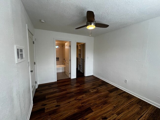 Photo - 1 Bedroom 1 Bath Remodeled House for Rent ...