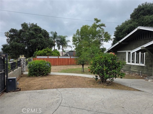 Photo - 2121 Garfield Ave