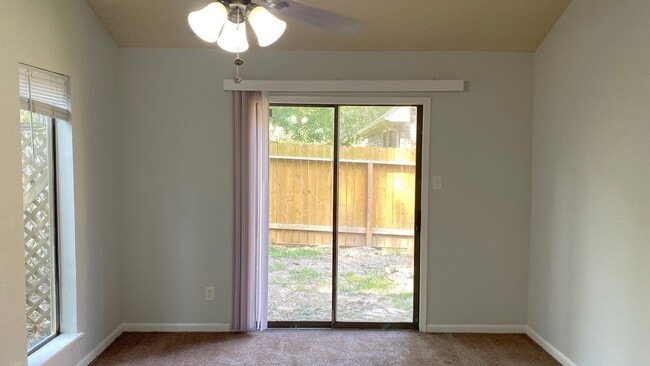 Photo - 11231 Glenforest Dr