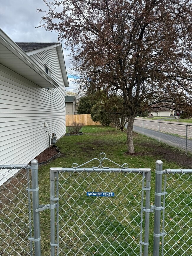 Photo - 6511 Upper 22nd St N