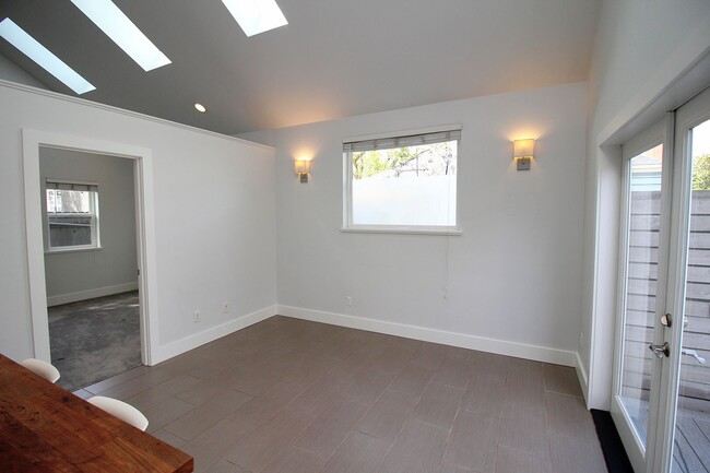 Photo - 1644 N Alberta St