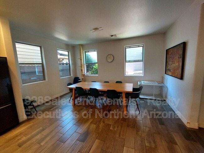 Photo - 2449 W Bruce Balle Dr