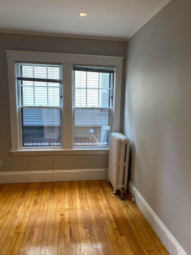 Photo - 15 Story St Unit 2