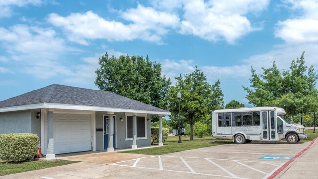 Photo - The Cove at Heatherwilde - (62 & Older)