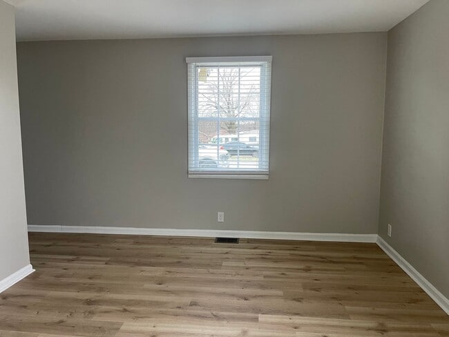 Photo - 2 bd 1 ba duplex in a Great Location