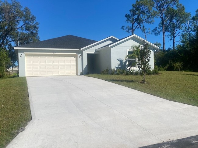 Building Photo - 4 Bed 2 Full Bath Single Family Home Available in SE Palm Bay FL!
