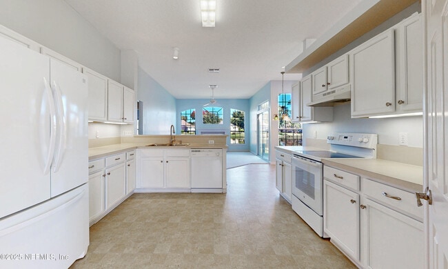 Photo - 1995 Bluebonnet Way