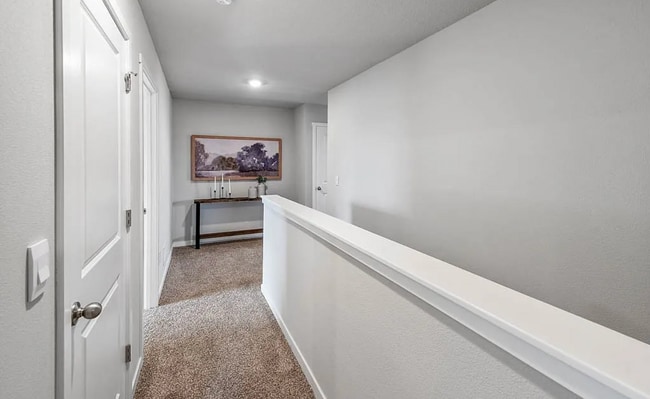 Photo - 2569 SE Hawkins Ave