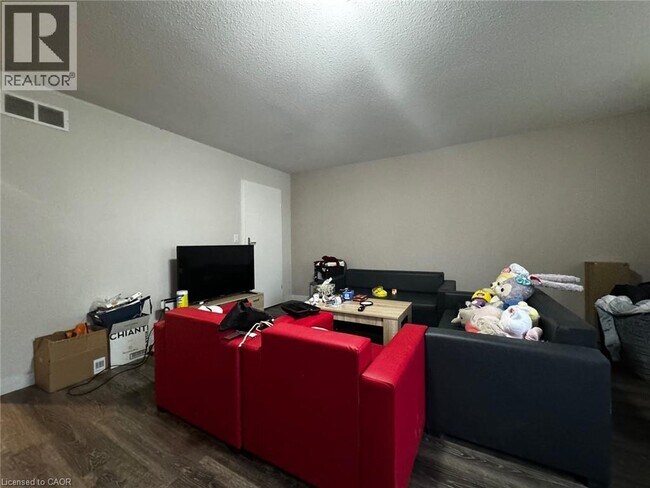 Photo - 338 Albert St Unit 214