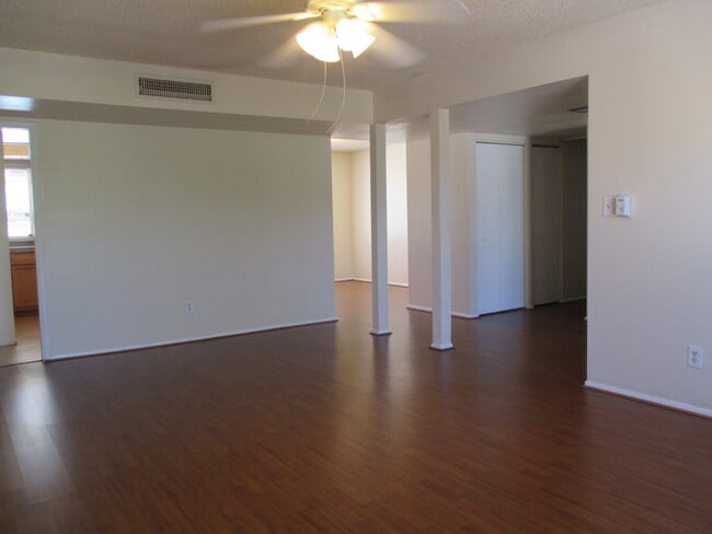 Photo - Tempe 4 Bed 2 Bath Includes Pool & Landscaping - Great Location