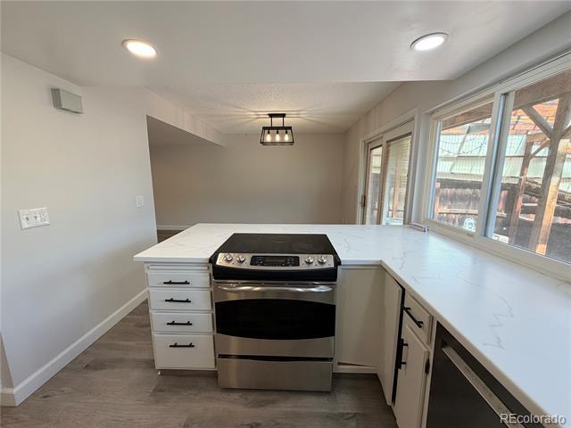 529 S Xenon Ct