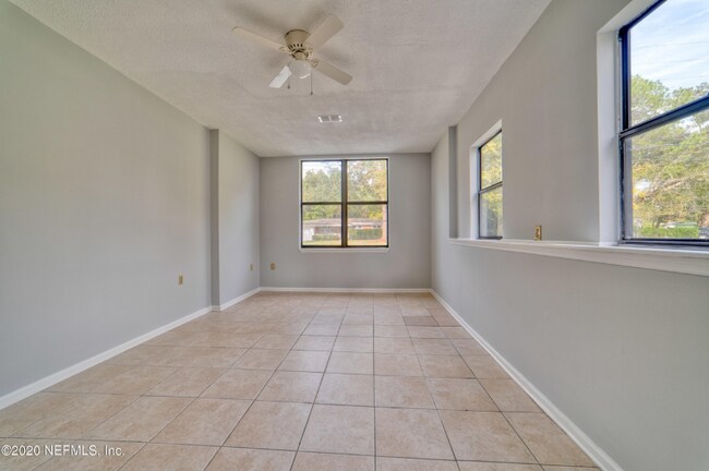 Photo - 1212 Kennerly Rd