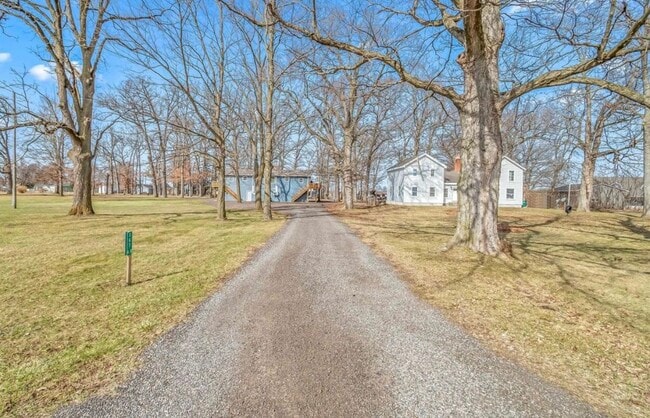 Photo - 367 Margaret Ann Dr