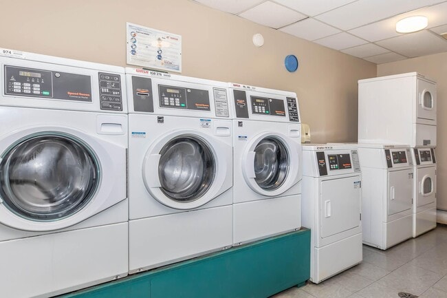 Photo - Highlands Tudor Manor - 55+ Community