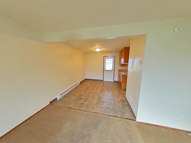 Photo - 2 Bedroom Apartment ~ Philomath ~ Small Pet Friendly Unidad 115 S 20th #5