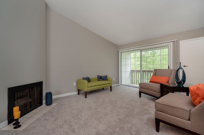 Photo - Ponds at Georgetown Apartments