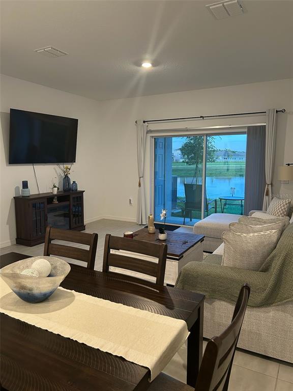 Photo - 2053 Viewfinder St