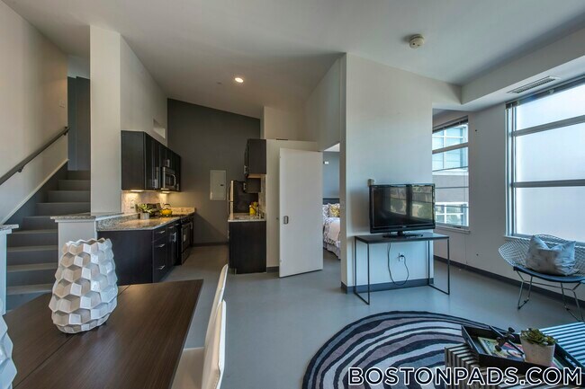 Photo - 62 Boylston St Unidad 519