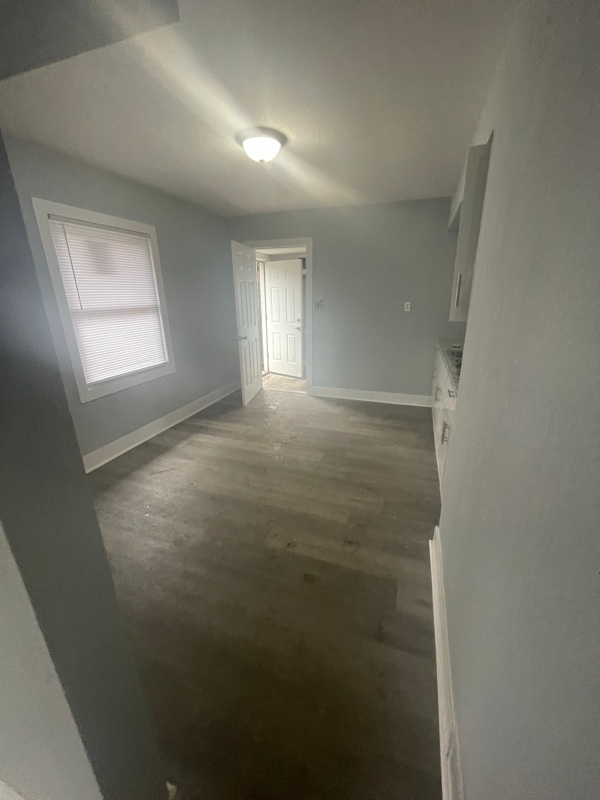 Photo - 5955 N 79th St