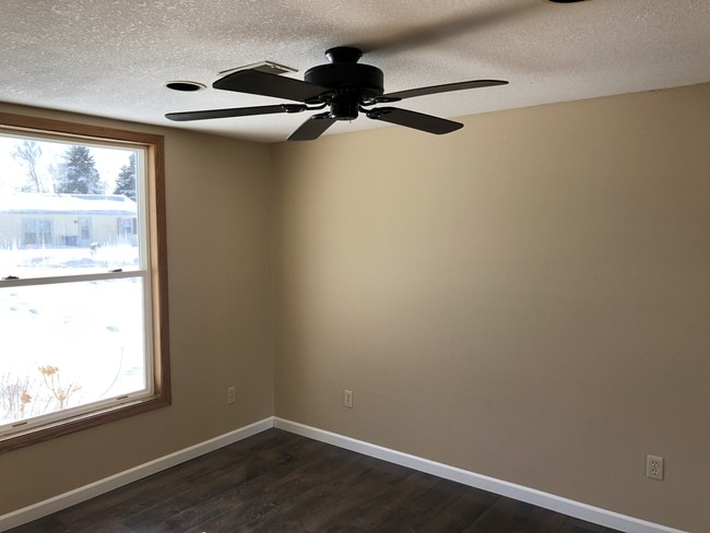 Photo - 533 15th Ave